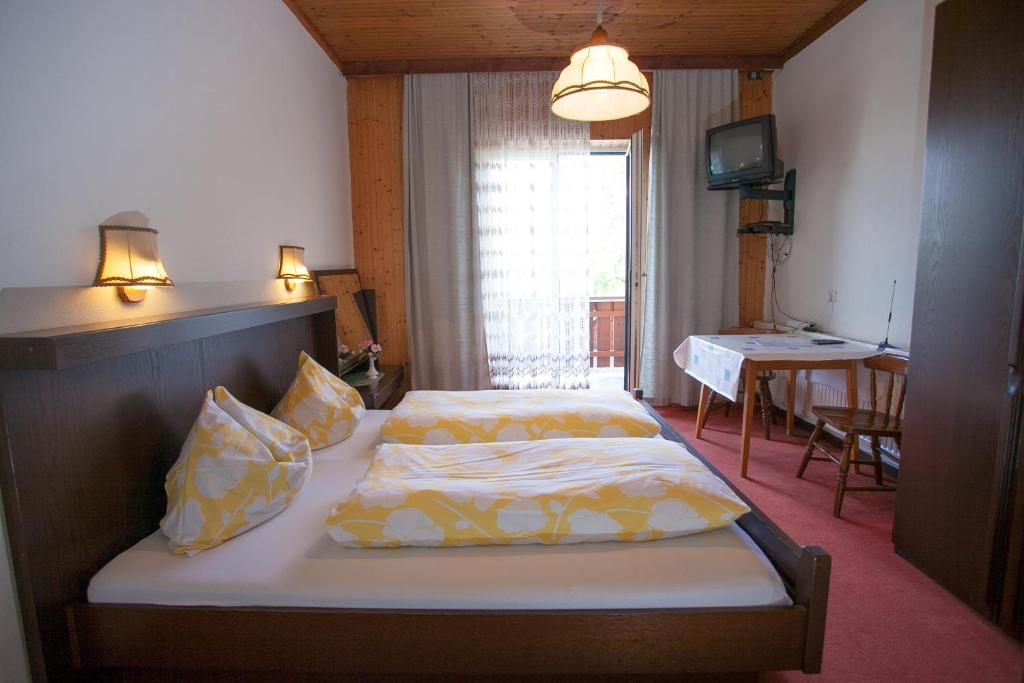 Ferienpension Garni Hubert Rigelnik Sankt Kanzian am Klopeiner See Room photo